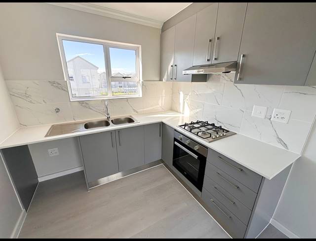 3 BEDROOM APARTMENT TO LET IN SUNNINGDALE